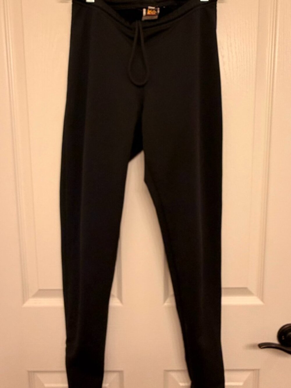 Vintage REI Women’s Zip‑Ankle Leggings – Black, Size Small